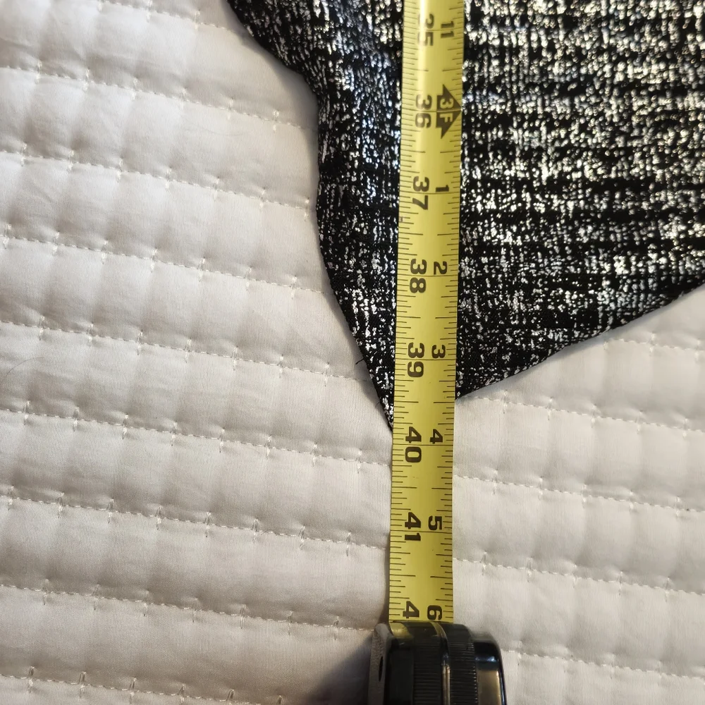 WANT AND NEED Women's Tunic Black and Silver Plus Size 2X Fun to Wear!